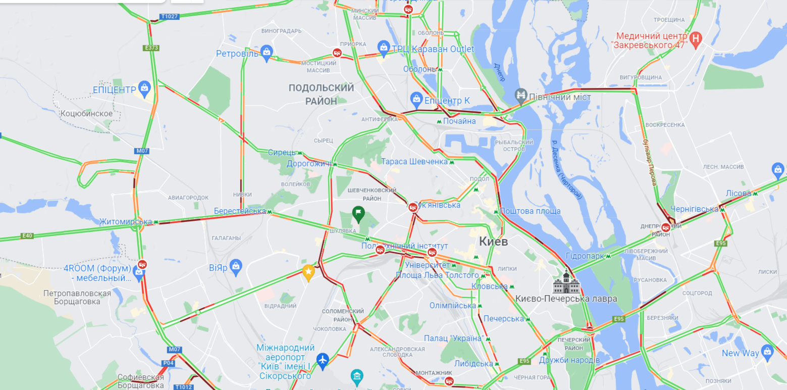 В Киеве снова сбой в работе транспорта. Введено оперативное положение